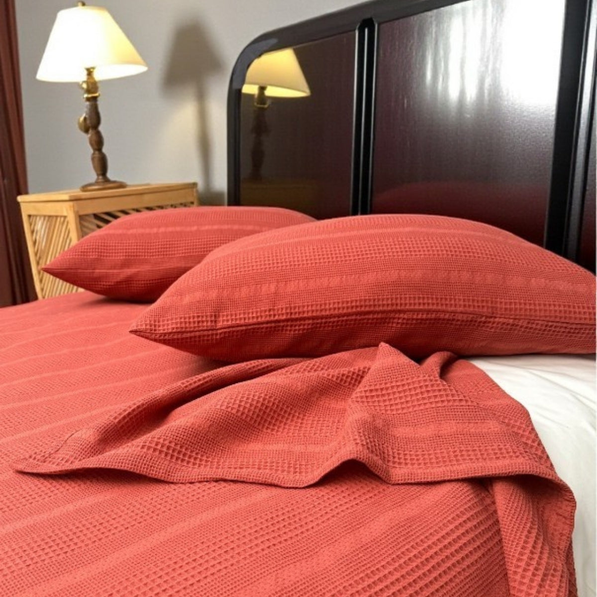 SoftNature Series Double %100 Cotton Bordered Breathable Pique Set | Lightweight, Non-Sweating and Stylish (200x230)