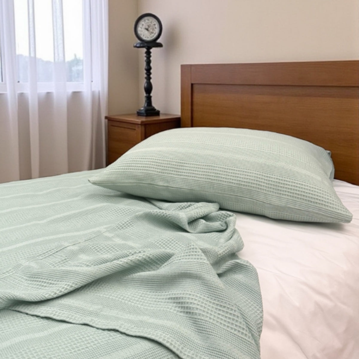 SoftNature Series Single 100% Cotton Bordered Breathable Pique Set | Lightweight, Non-Sweaty, and Stylish (160x230)