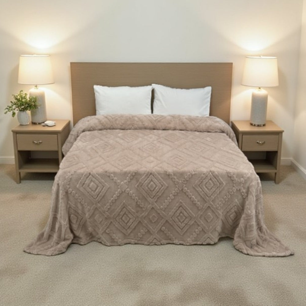 Elara Wellsoft Scandinavian Bedspread 215x230 – Premium, Thick, Soft, and Unique Design