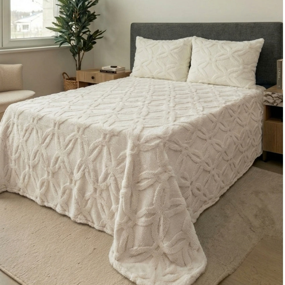 Orion Series Wellsoft Bedspread Set 230×250 cm + 2 Pillowcases | Ultra Soft, Plush Blanket Texture